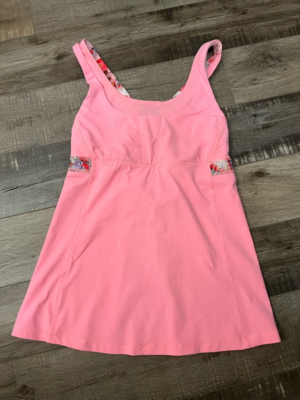 Beautiful lululemon athletica Pink Floral stuff your bra tank II - Picture 6 of 8